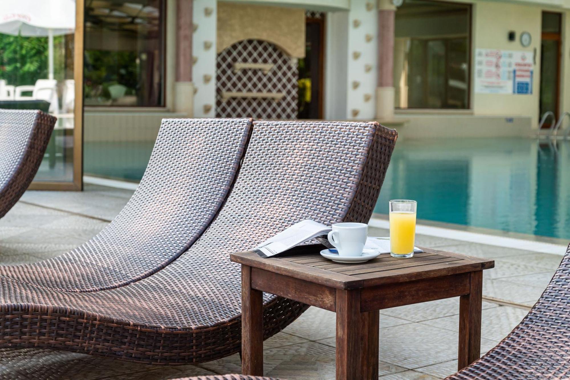 Long Beach Resort Shkorpilovtsi Dış mekan fotoğraf